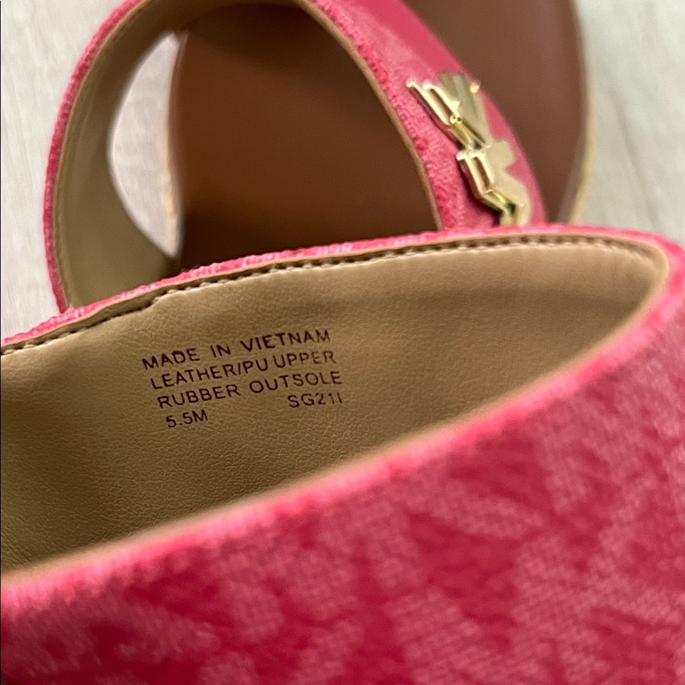 Michael Kors Pink Platform Toe-Ring Slide Sandals with Gold MK Accent - Picture 11 of 15